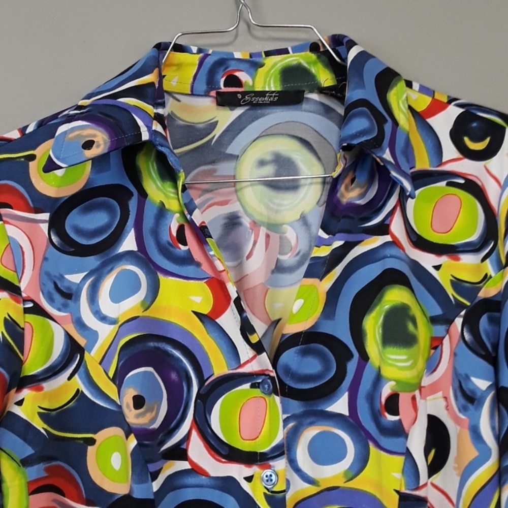 Essentials by Milano multicolor 3/4 sleeve top 💙